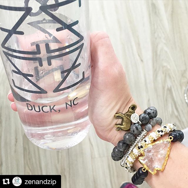Hydration related and the drink-ware product category continue to be to place in top 3 of the most popular of categories. #dunstangroup #drinkware #obx #nc #ducknc #zenandzip#Repost @zenandzip・・・Post Walk to the Mailbox #feelslikesummer #hydrationiskey #ultravioletgems #bohobeads #zzwaterbottle #zenandzip